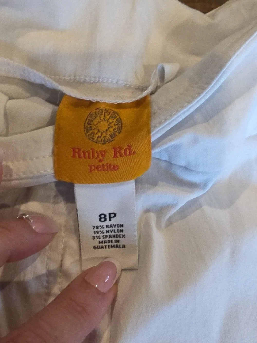Ruby Rd. White Pull-On Capri Crop Pants - Picture 2 of 6